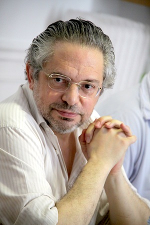 José Lázaro