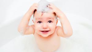 BebÃ© en jabÃ³n y espuma