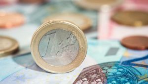 creer-que-es-mejor-dejar-que-pais-salga-euro-vez-rescatarle