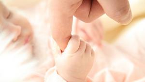 ¿Dar un hijo en adopción para no abortar?