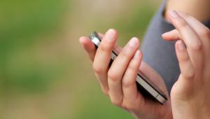 Estar pendiente de mis redes sociales todo el día