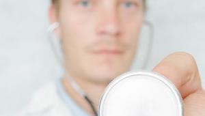 Consultar al médico si estoy estresado/a