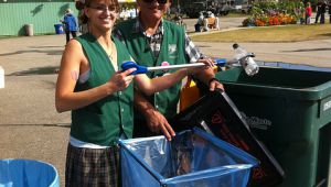 ¿Contratar a personas voluntarias en la organización?