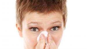 Controlar los brotes alérgicos con medicación