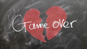 ¿Creer que amar siempre trae dolor?