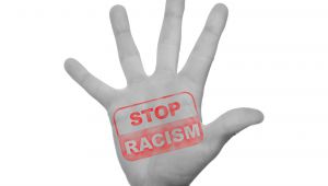¿Apoyar campañas contra el racismo?