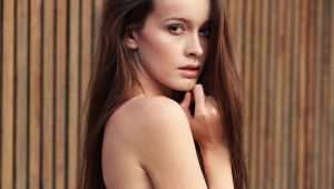 ¿Educar a las mujeres concienciándolas del peligro de su "cosificación sexual"?