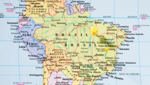 Enseñar una sola versión de los hechos históricos