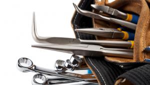 cinturon con diversas herramientas