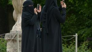 Exigirles un mínimo de integración a los inmigrantes