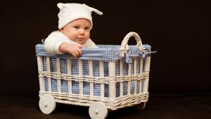 Llevar al bebé a una guardería a partir del primer mes