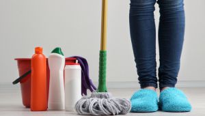 ¿Tener siempre limpios la entrada y el lavabo por si llegan visitas?