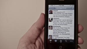 ¿Comprar un teléfono móvil con acceso a internet?