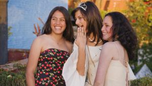 ¿Saber quiénes son los amigos de mis hijos adolescentes?