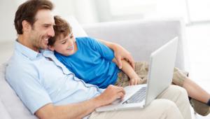 trabajar-desde-casa-poder-atender-mis-hijos